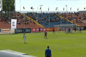 Fază controversată în ultimul meci al rundei din play-off-ul Ligii 2 » Arbitrii au trecut cu vederea un henț în careu