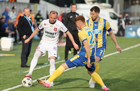 Suspansul rămâne la cote maxime, după Petrolul - Hermannstadt! Cum arată acum clasamentul în play-out