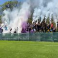 Fanii lui FC Argeș, alături de jucători înaintea meciului din Cupă / foto Facebook Peluza Nord Pitești