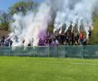 Fanii lui FC Argeș, alături de jucători înaintea meciului din Cupă / foto Facebook Peluza Nord Pitești
