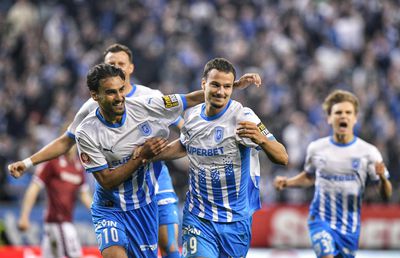 Umăr la umăr înaintea sprintului final: Universitatea Craiova îi anulează ultima șansă lamentabilei Rapid și o egalează pe U Cluj