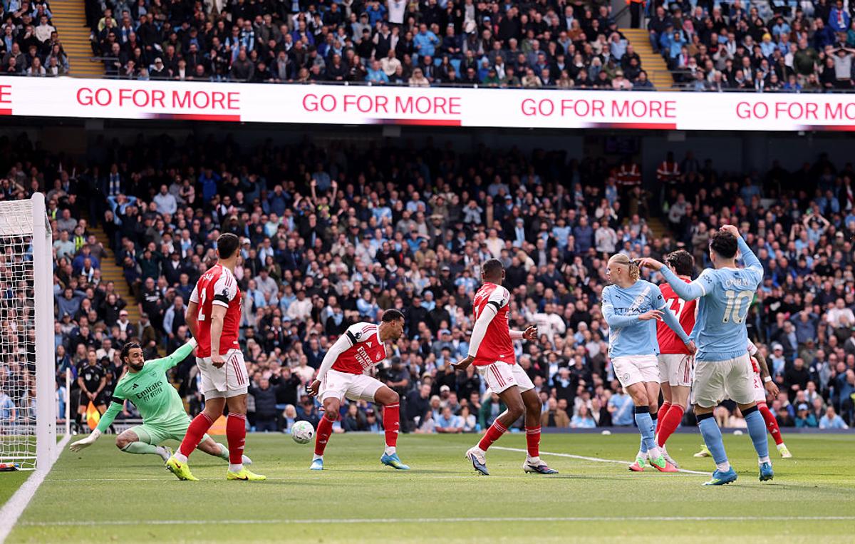 GAME ON! Manchester City a bătut-o pe Arsenal și finalul sezonului în Premier League devine dramatic