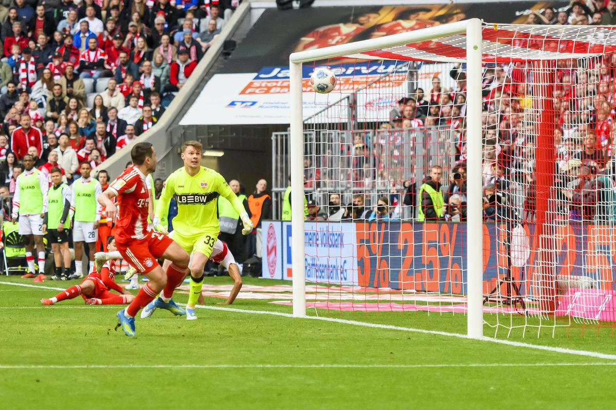 Bayern, campioană în Bundesliga! Bavarezii au făcut spectacol cu Stuttgart și au câștigat titlul cu 4 etape înainte de final