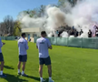 Fanii lui FC Argeș, alături de jucători înaintea meciului din Cupă / foto Facebook Peluza Nord Pitești