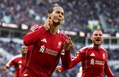 Liverpool dă lovitura în prelungiri și câștigă derby-ul „Merseyside” » Van Dijk a lovit decisiv