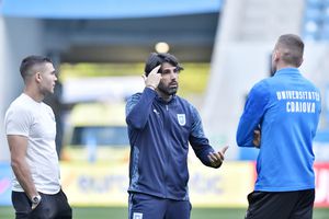 Universitatea Craiova - Rapid »  Dobre, OUT din primul 11 + Suporterii olteni așteaptă echipa în stradă