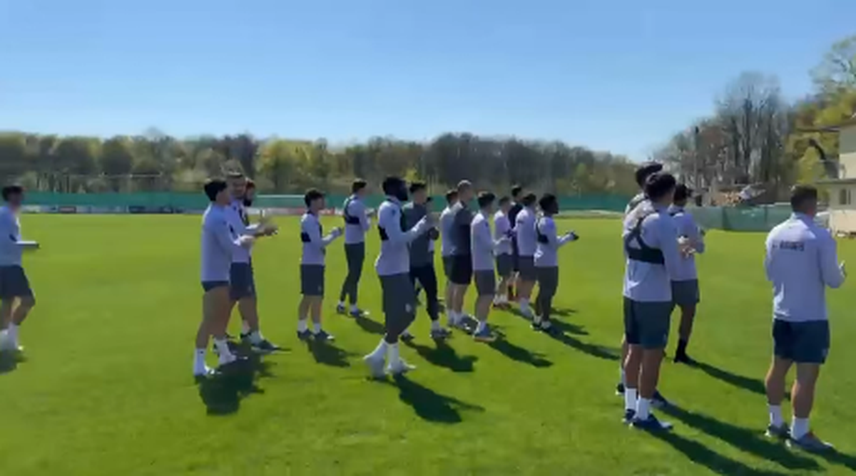 „Aduceți Cupa în Trivale!” » Show la antrenamentul echipei dinaintea meciului din semifinalele Cupei României