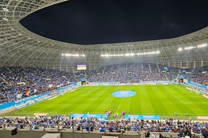 Universitatea Craiova - Rapid » Atmosferă incandescentă pe Oblemenco, 20.000 de fani