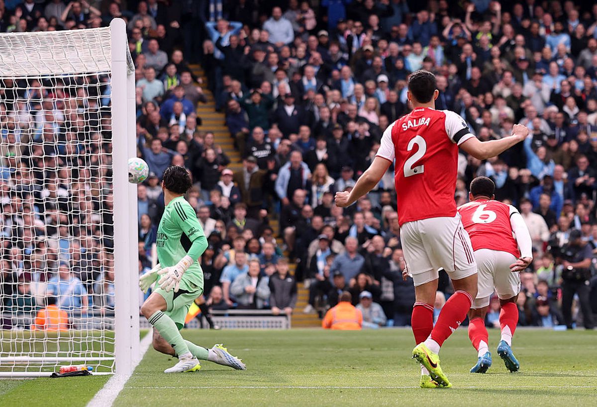 GAME ON! Manchester City a bătut-o pe Arsenal și finalul sezonului în Premier League devine dramatic