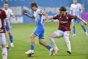 Universitatea Craiova - Rapid » Oltenii domină partida