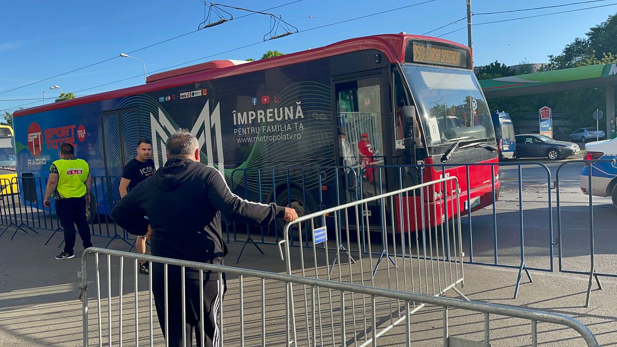 Sepsi - FC Voluntari. 10 autocare din Voluntari au venit în Giulești