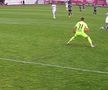 Assist al portarului în SuperLigă! Cum s-a transformat în pasă decisivă degajarea de pe 6 metri