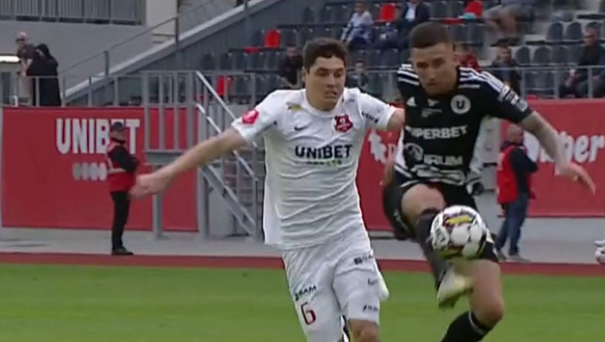 Assist al portarului în SuperLigă! Cum s-a transformat în pasă decisivă degajarea de pe 6 metri