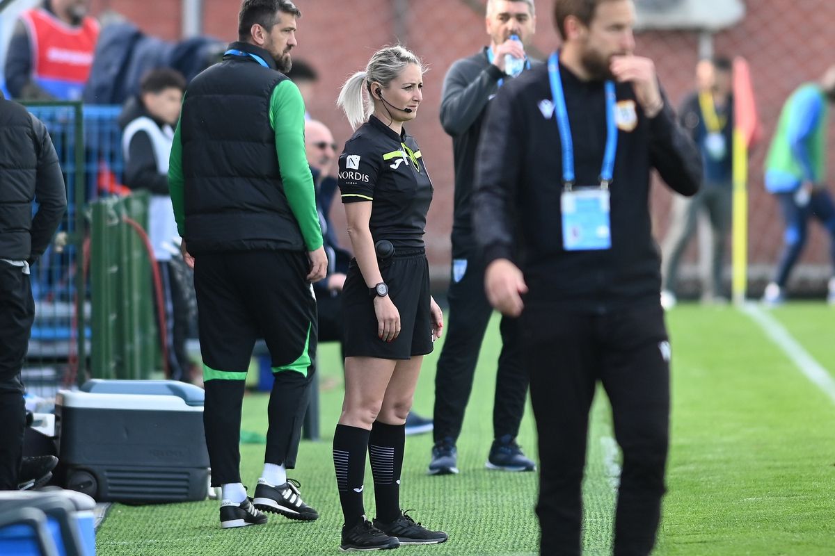 Arbitra Alina Peșu a ajuns în „Elite” » „Părinții au fost mereu modelul meu, ei au fost cei care mi-au sădit în suflet dragostea pentru sport”