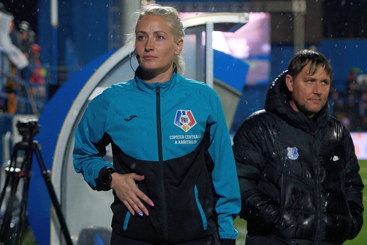 Alina Peșu, arbitru internațional