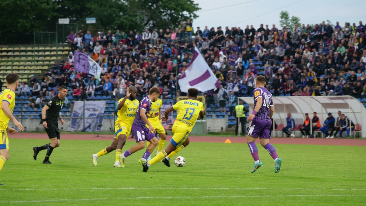 Final dramatic la retrogradare: Chindia revine de la 0-2, dar pică în B! FC Argeș, duel „șoc” cu Dinamo/Oțelul + FCU Craiova câștigă play-out-ul și va fi gazdă în barajul pentru Europa