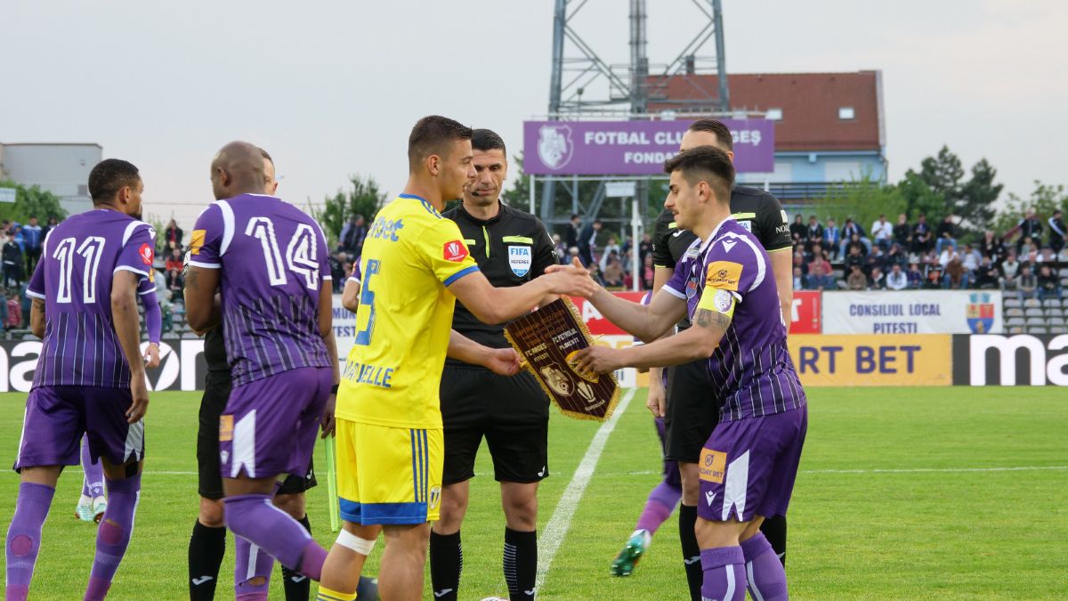 Final dramatic la retrogradare: Chindia revine de la 0-2, dar pică în B! FC Argeș, duel „șoc” cu Dinamo/Oțelul + FCU Craiova câștigă play-out-ul și va fi gazdă în barajul pentru Europa