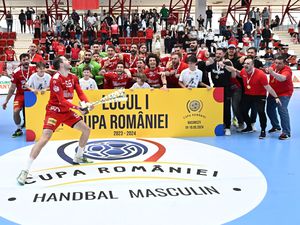 Dinamo București a făcut eventul la handbal masculin pentru a patra oară în istorie