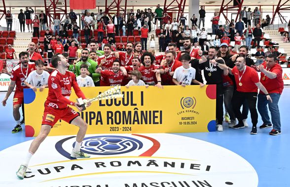 Dinamo București a făcut eventul la handbal masculin pentru a patra oară în istorie