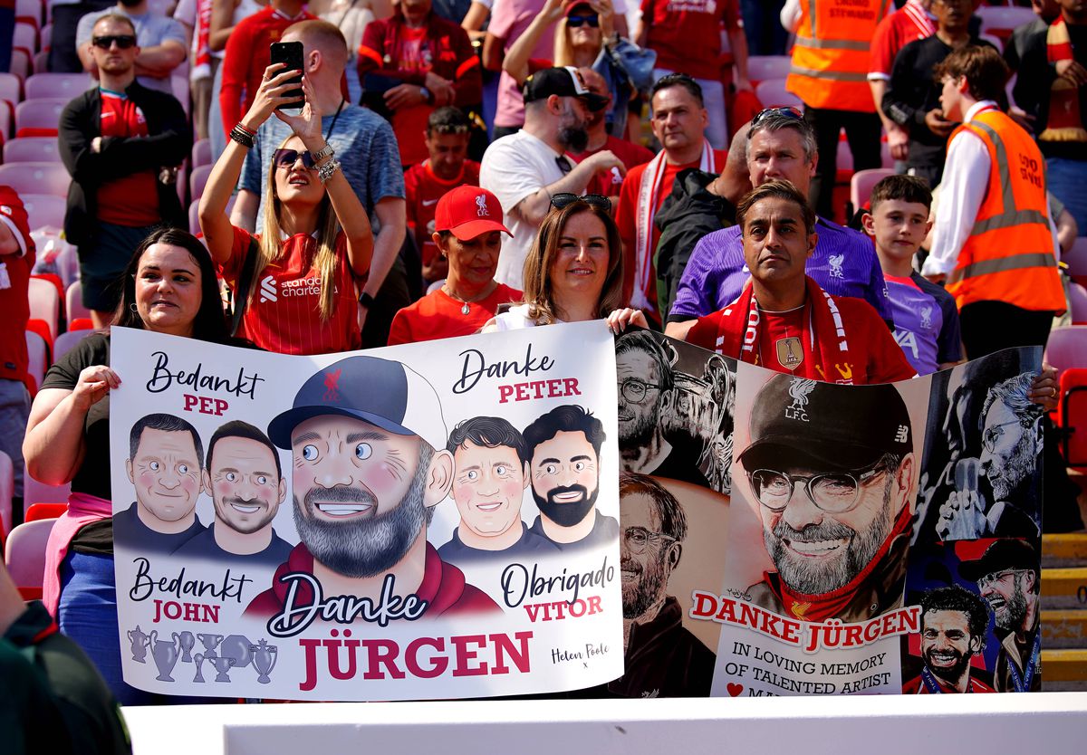 Pep Guardiola, cu lacrimi în ochi la plecarea marelui rival Jurgen Klopp: „O parte importantă a vieții mele!”