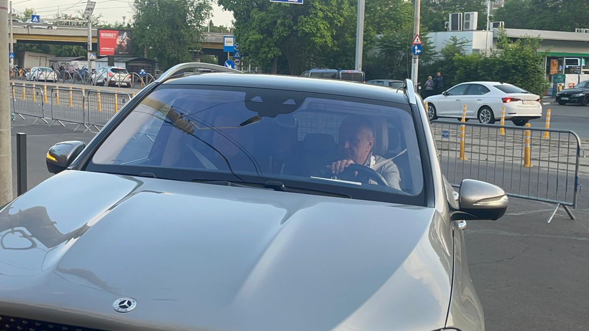 FCSB, echipa „de vacanță” la meciul cu Rapid » 3 fotbaliști, titulari în premieră