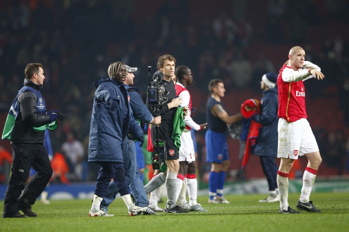 Îl mai ții minte pe românul care i-a dat gol lui Arsenal pe Emirates? E noul campion al României în Superliga feminină