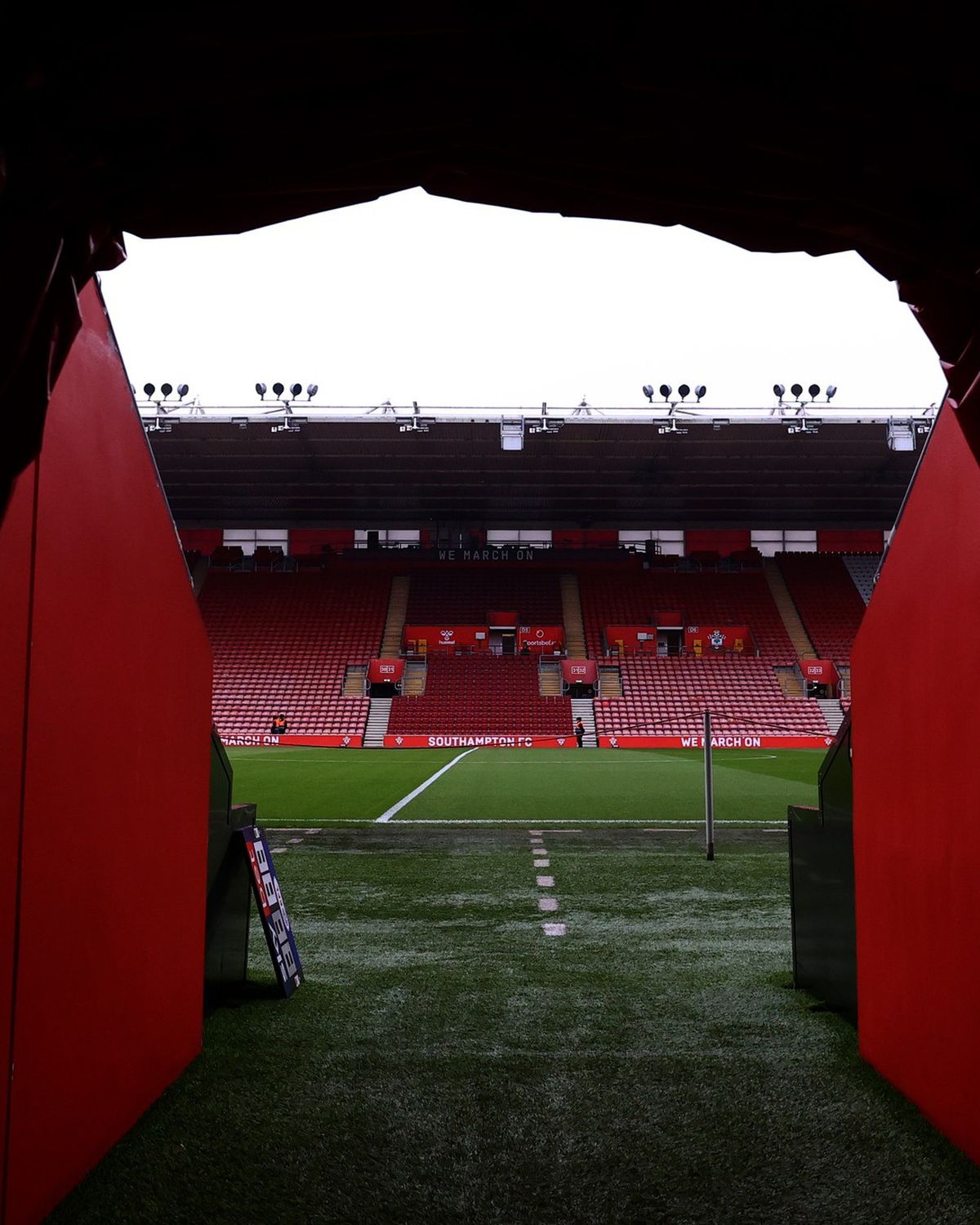 Cum a încercat Southampton să blocheze avantajul lui West Brom: modificări în stadion