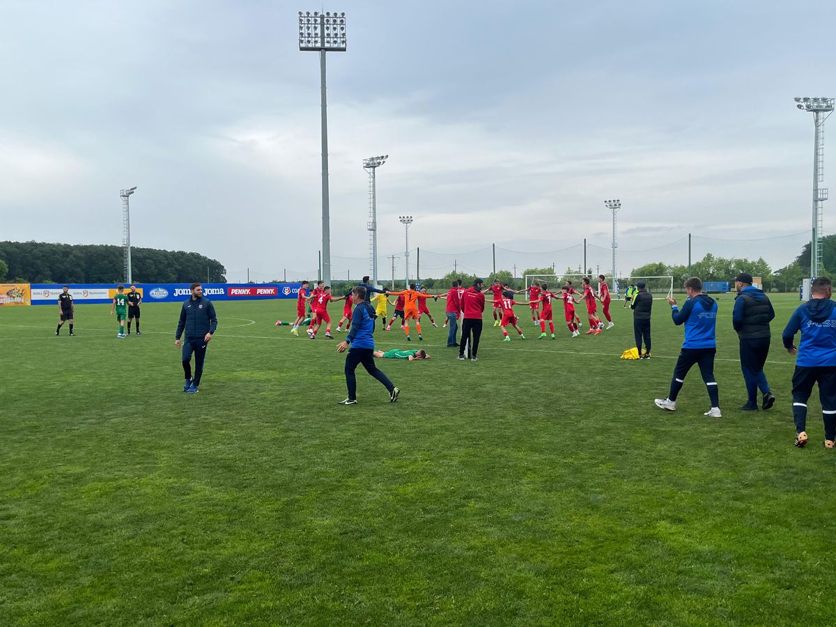 „Manita” la Buftea! FCSB a desființat-o pe CSA Steaua » Juniorii campioanei au făcut spectacol
