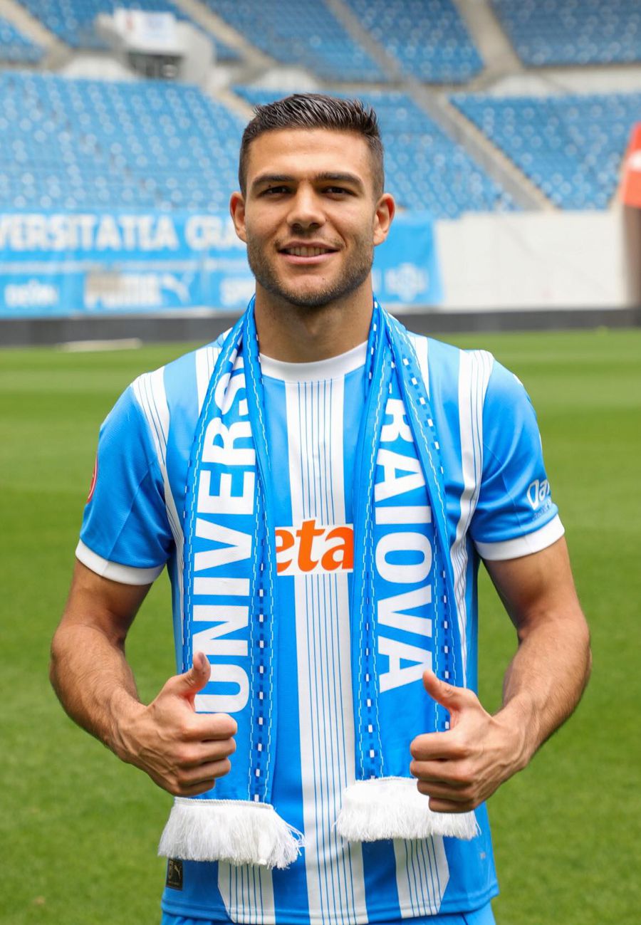 Universitatea Craiova a efectuat primul transfer al verii » Jucătorul din Superliga a semnat cu echipa lui Rădoi