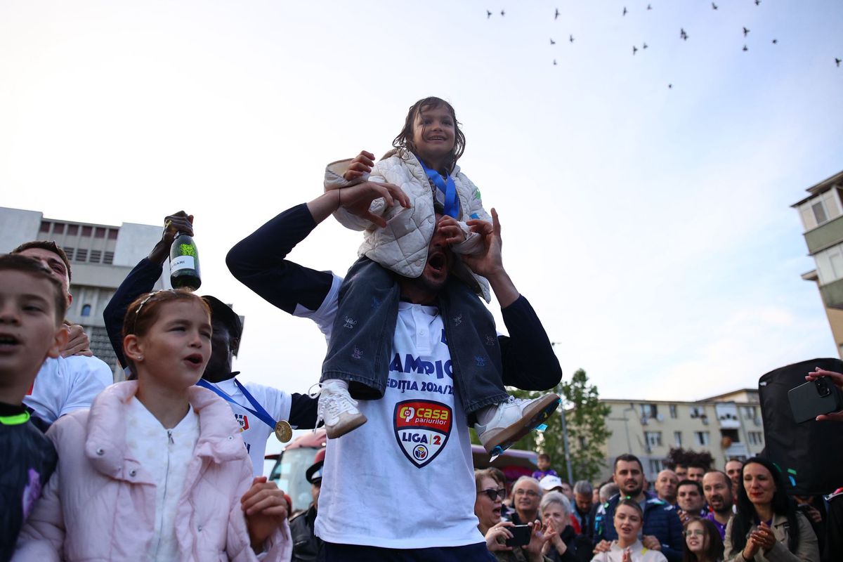 Cătălin Straton - fiesta la Pitești după promovare