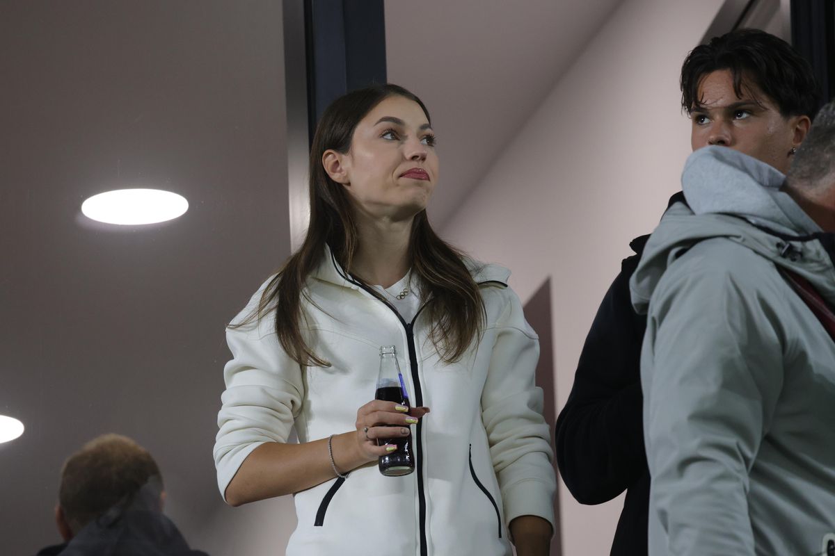 Maria Mihalache, prezentă la Rapid - CFR Cluj