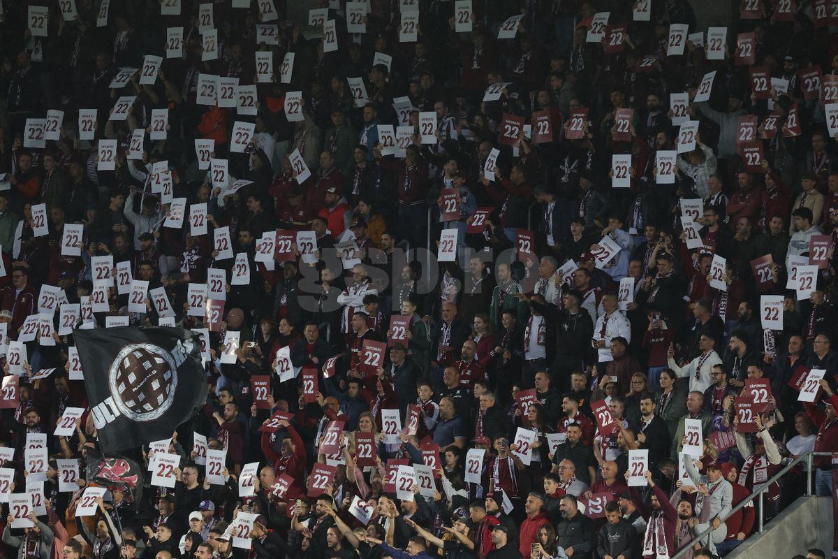 Cristian Săpunaru s-a retras! Discurs în lacrimi al fotbalistului: „Gata, s-a terminat” » Fanii Rapidului, la înălțime: „Ține minte, îți stă bine președinte!”