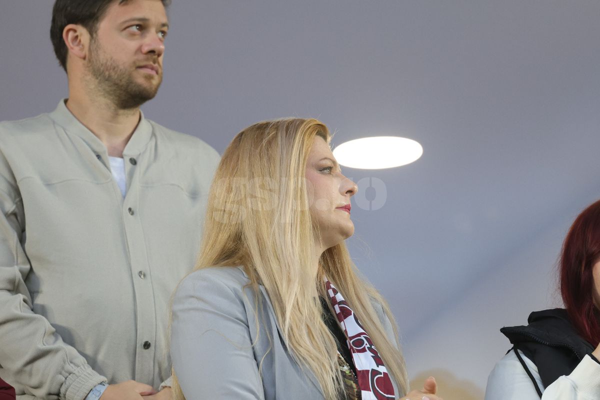 Soția lui Cristi Săpunaru, în Giulești, la Rapid - CFR/ FOTO: Ionuț Iordache (GSP)