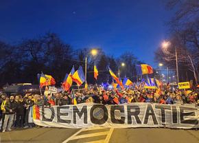 Val de ură pe TikTok: susținătorii lui George Simion cer anularea pașapoartelor românești pentru cetățenii moldoveni