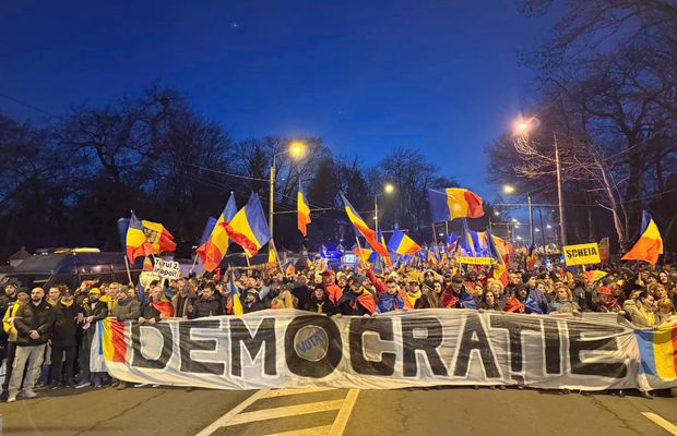 Val de ură pe TikTok: susținătorii lui George Simion cer anularea pașapoartelor românești pentru cetățenii moldoveni