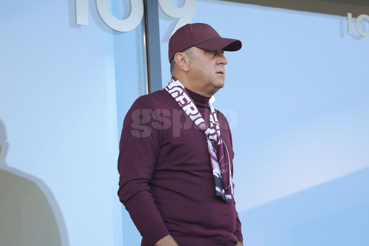 I-au cerut demisia lui Marius Șumudică în Rapid - CFR Cluj: „Lasă-ne, lasă-ne”