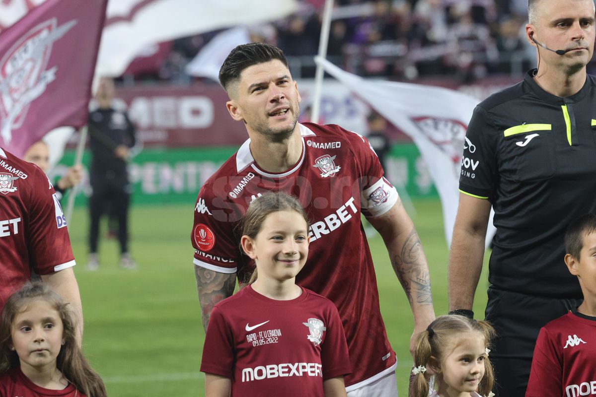 Cristian Săpunaru s-a retras! Discurs în lacrimi al fotbalistului: „Gata, s-a terminat” » Fanii Rapidului, la înălțime: „Ține minte, îți stă bine președinte!”