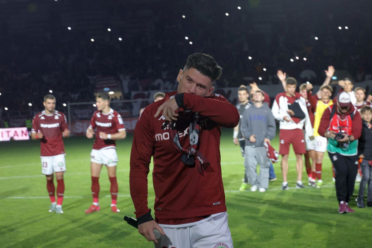 Ce făcea Marius Șumudică, în timp ce Cristi Săpunaru plângea pe teren după retragere