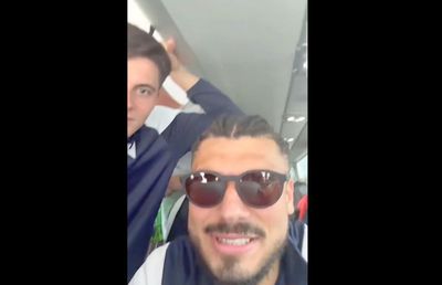 Jucătorii lui FC Argeș, „ploaie” de derapaje dezgustătoare în autocar: „Cine votează cu Nicușor să-mi mănânce mucii!” » Prima reacție: „Caterincă de vestiar”