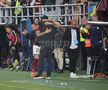 Momentul ieșirii lui Cristi Săpunaru de pe teren, la ultimul meci la Rapid/ foto: Ionuț Iordache (GSP)