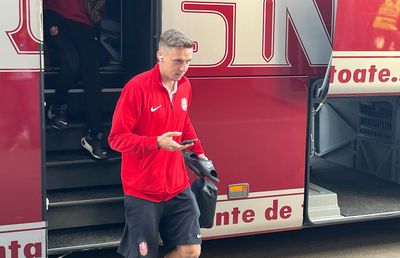 Dan Petrescu anunță că nu îl oprește în lot pe Louis Munteanu pentru Supercupă: „În niciun caz!”