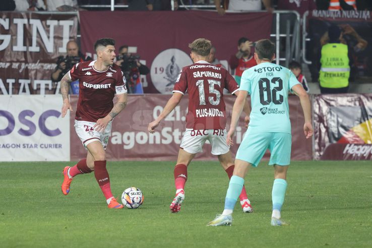 Cristi Săpunaru, Cătălin Vulturar în Rapid - CFR Cluj, etapa 9 play-off // foto: Ionuț Iordache (GSP)