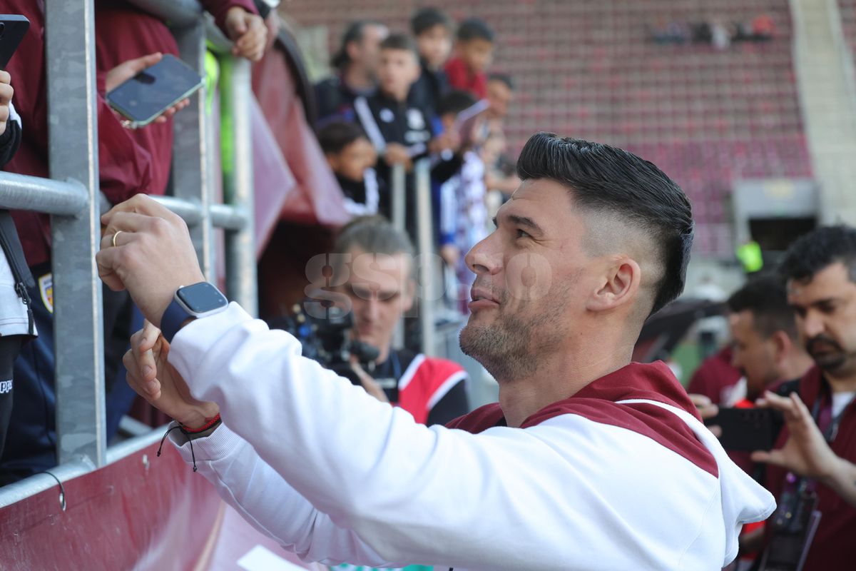 Rapid, tricouri speciale în duelul cu CFR Cluj » Ce va apărea pe spatele fotbaliștilor