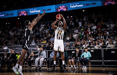 U-BT Cluj-Napoca, la un pas de a 5-a finală consecutivă » Mihai Silvășan, iritat după meci: „Chiar habar n-am cum să-ți răspund la întrebarea asta”