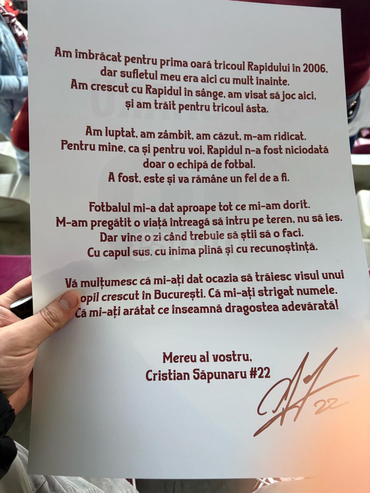 Cristian Săpunaru s-a retras! Discurs în lacrimi al fotbalistului: „Gata, s-a terminat” » Fanii Rapidului, la înălțime: „Ține minte, îți stă bine președinte!”