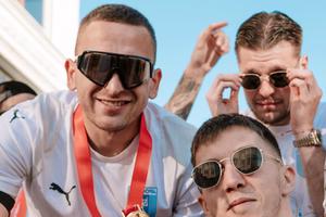 Campionii de la Craiova, la fel ca marile vedete internaționale după câștigarea titlului