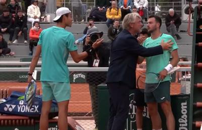 Scandal la Roland Garros » Arbitrul a coborât din scaun pentru a-i despărți pe cei doi tenismeni