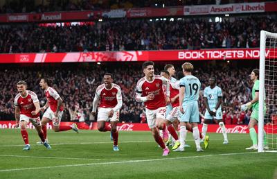 Gary Neville, convins înaintea meciurilor decisive din Premier League: „Nu văd cum ar putea rata această șansă”