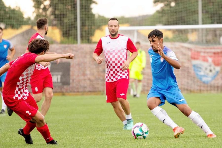 Un fost fotbalist român este judecat în Anglia, după ce a înjunghiat un jurnalist la ordinul Iranului!