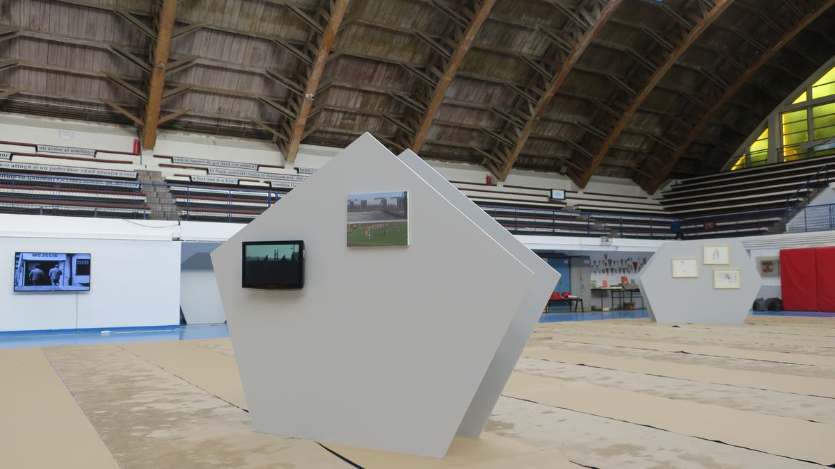 „FOTBAL. REALISMUL JOCULUI” - mixul perfect dintre sport și artă contemporană